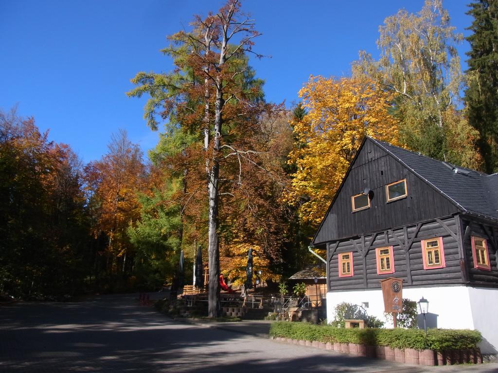 Hotel Und Restaurant Koehlerhuette - Fuerstenbrunn Beierfeld Buitenkant foto